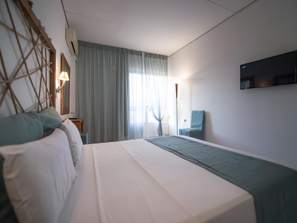 Long & Hotel 4*